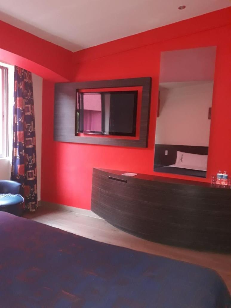 Hotel Campo Real เม็กซิโกซิตี้ ภายนอก รูปภาพ